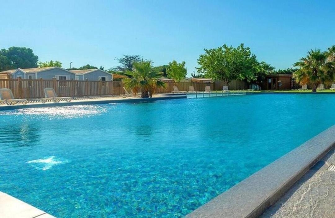 Les Mobil Homes De Naka, Entree Gratuite Adulte Pour La Reserve Africaine De Sigean Parque de Campismo Port-la-Nouvelle