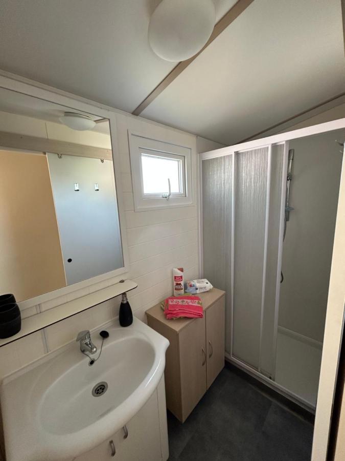 Les Mobil Homes De Naka , Le Novela Campingplatz
